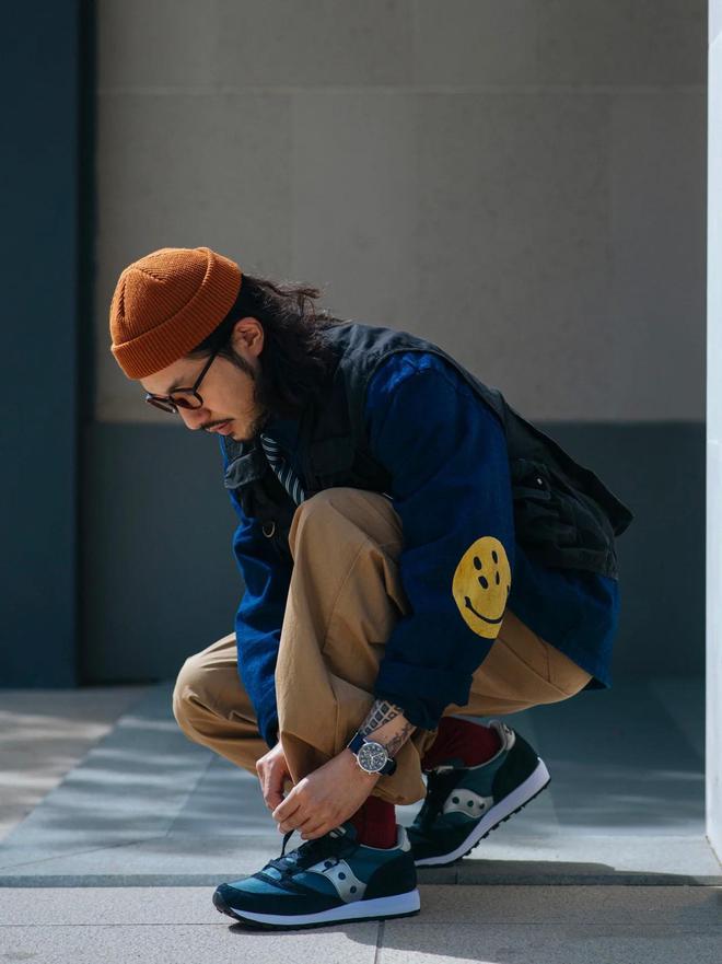 穿Nike、阿迪换成4个中产品牌更高级qy千亿球友会答应我：中年男人运动鞋别(图4)