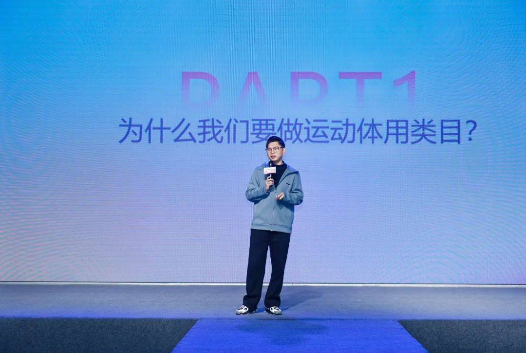 莱旗舰店 抢占消费者购物入口好衣库CEO鲲天：打造私域奥(图4)